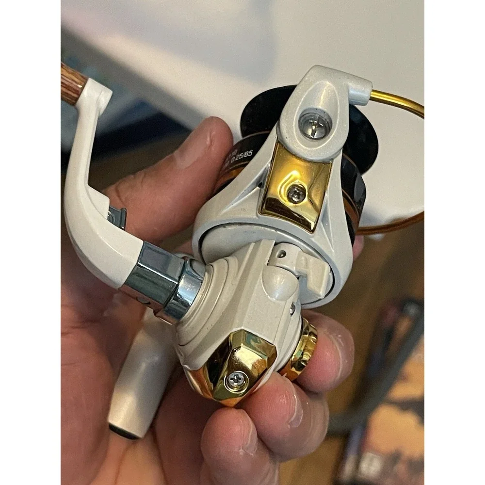 fishing reel